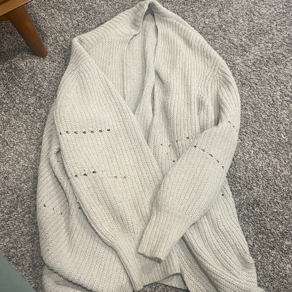 Grey cardigan